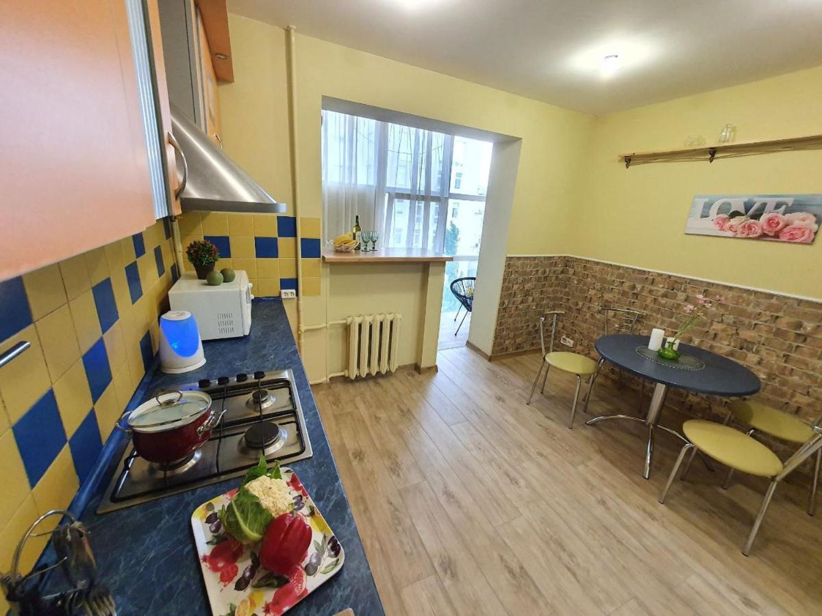 Inn Home Apartments In Kiev Center ภายนอก รูปภาพ