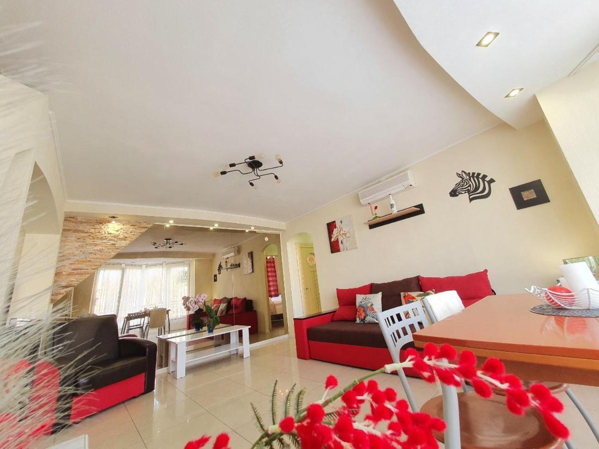 Inn Home Apartments In Kiev Center ภายนอก รูปภาพ