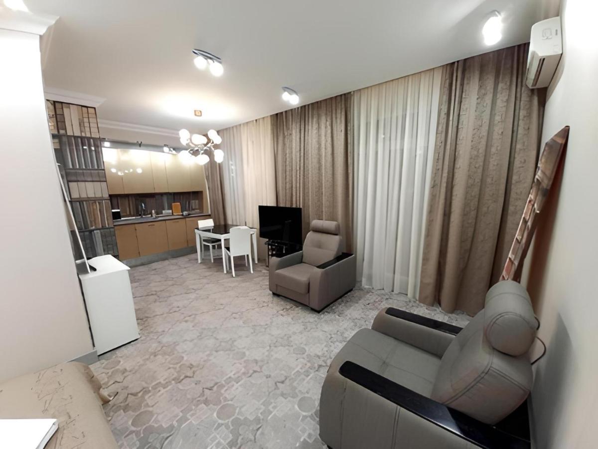 Inn Home Apartments In Kiev Center ภายนอก รูปภาพ