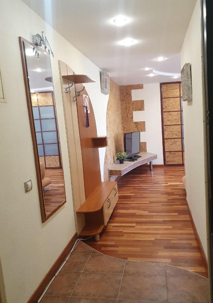 Inn Home Apartments In Kiev Center ภายนอก รูปภาพ