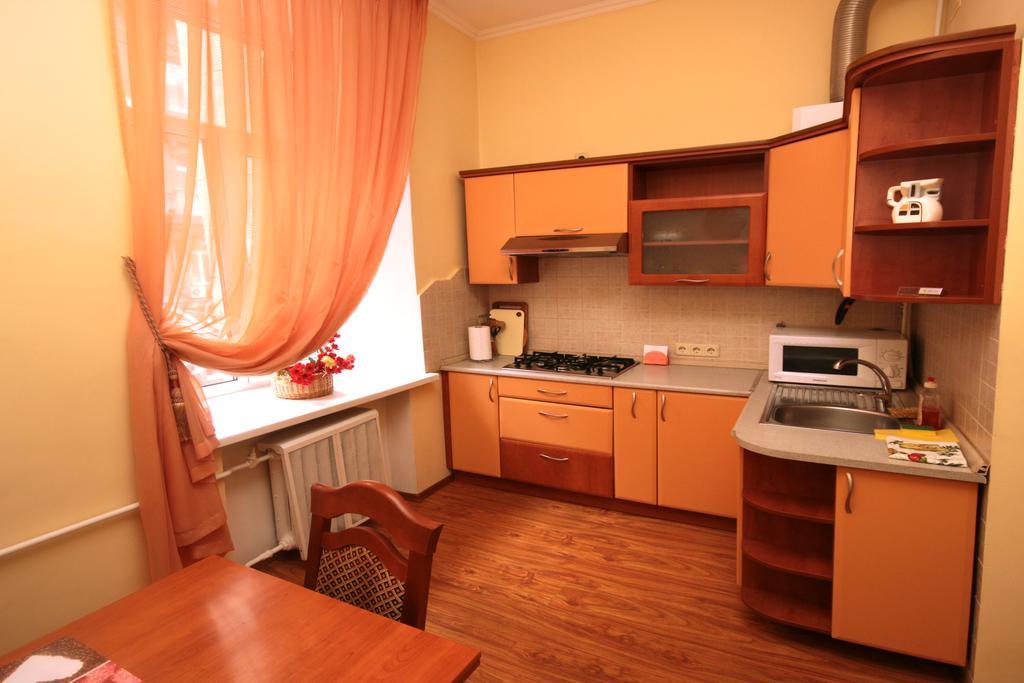 Inn Home Apartments In Kiev Center ภายนอก รูปภาพ