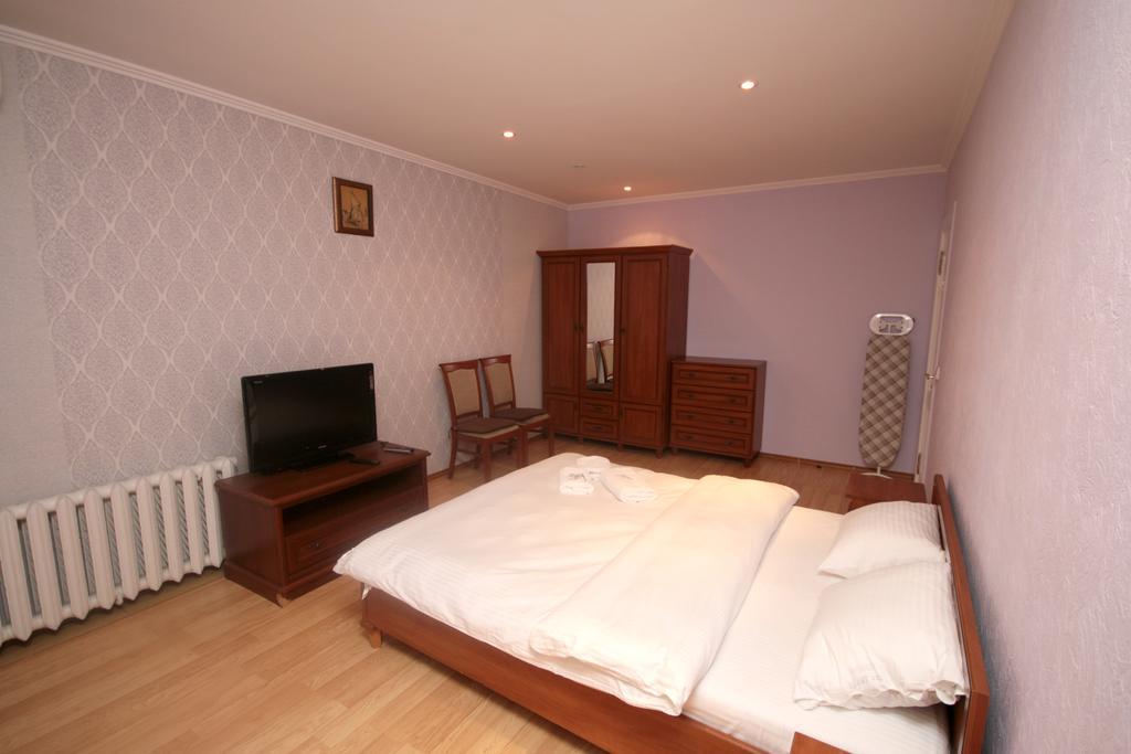 Inn Home Apartments In Kiev Center ภายนอก รูปภาพ