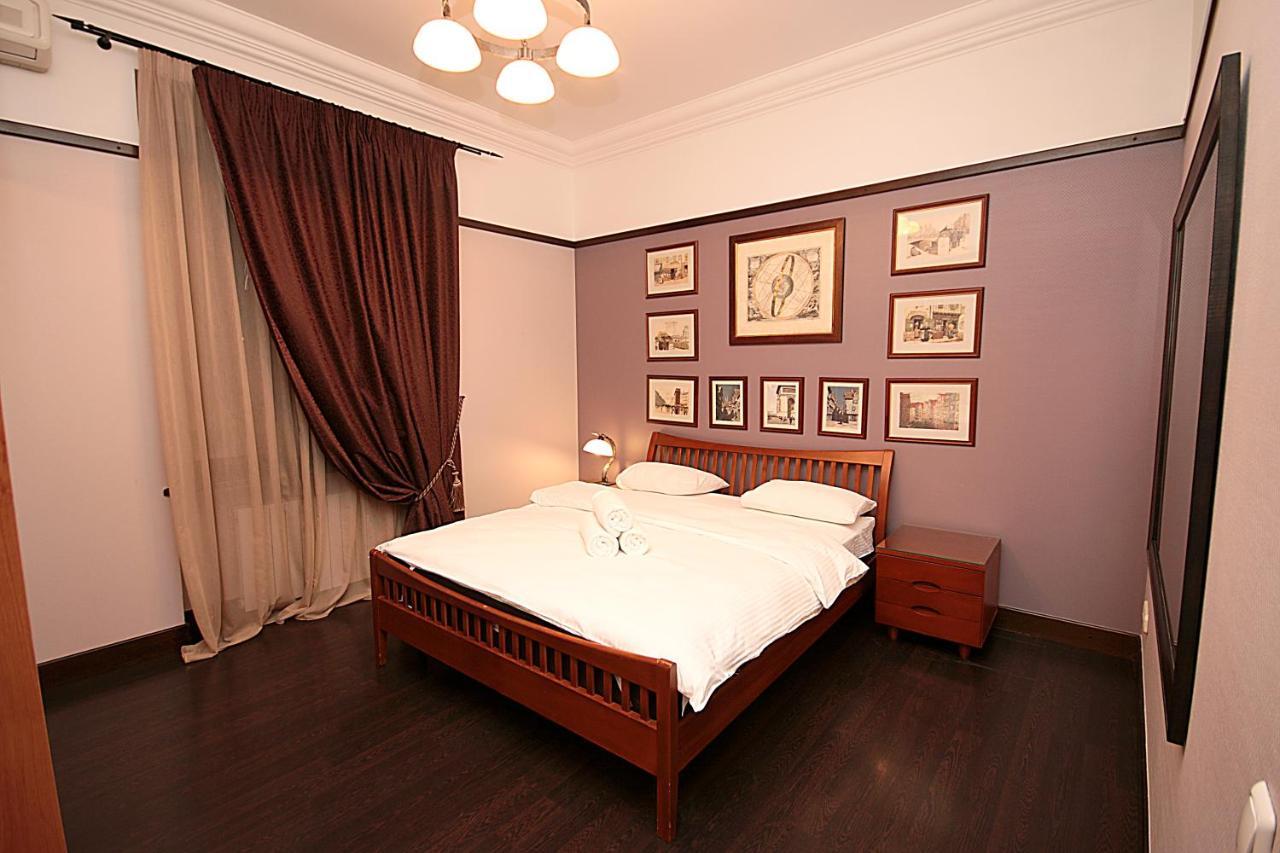 Inn Home Apartments In Kiev Center ภายนอก รูปภาพ