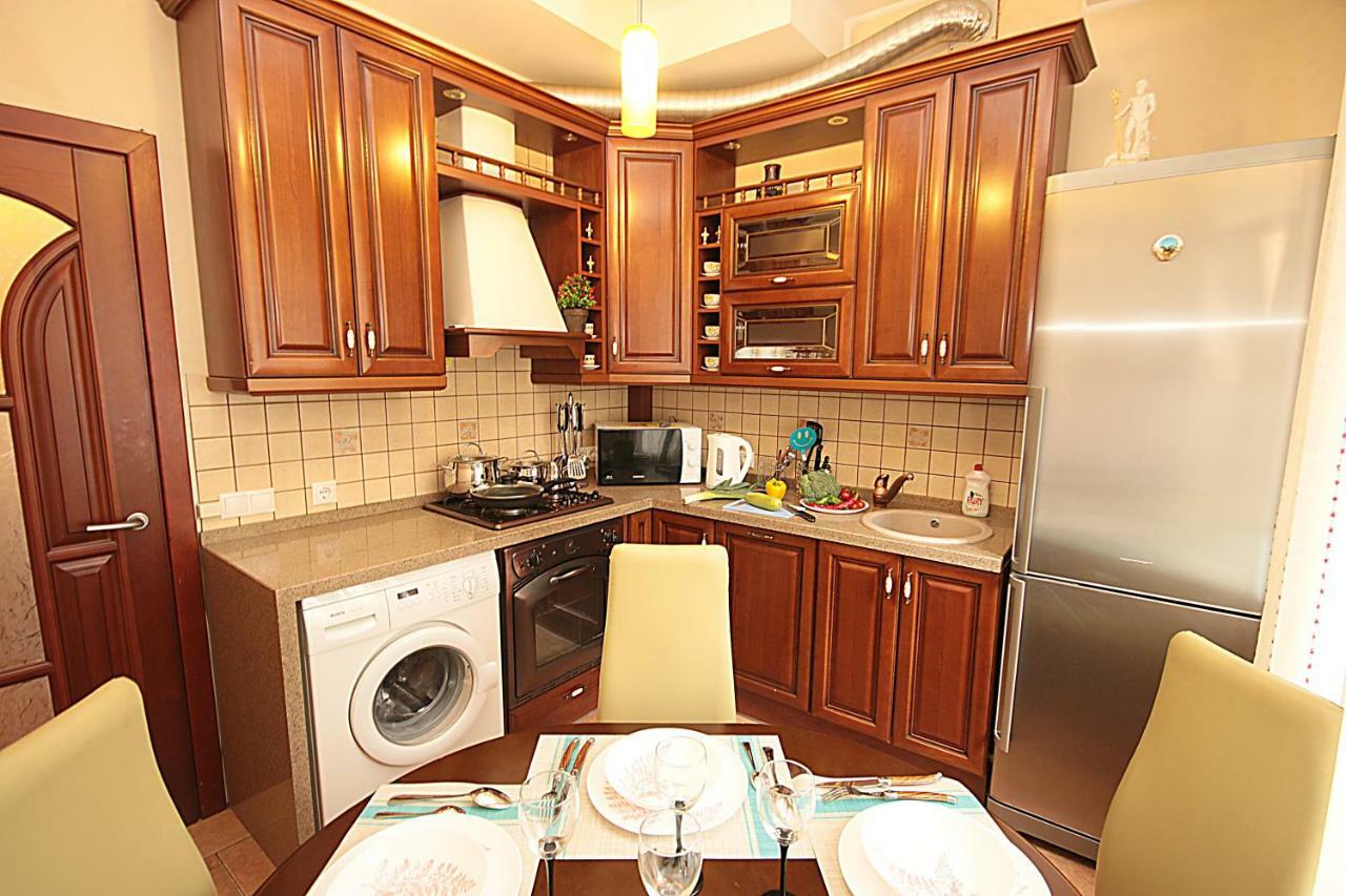 Inn Home Apartments In Kiev Center ภายนอก รูปภาพ