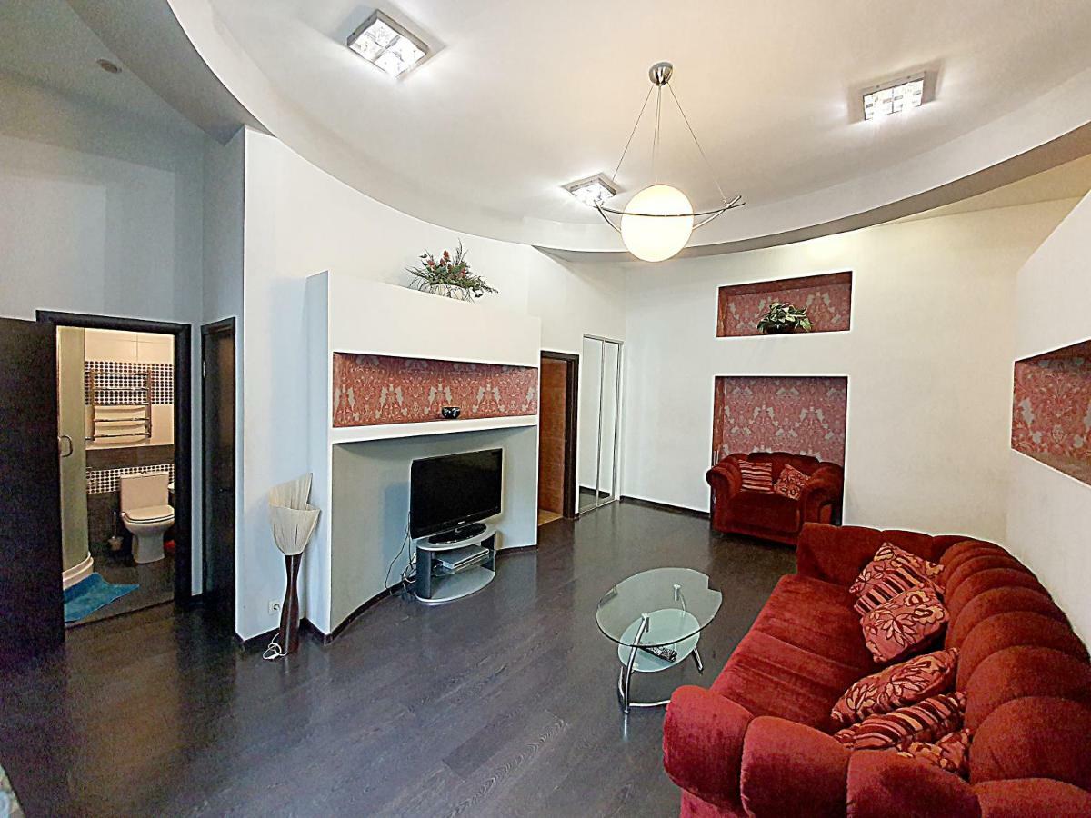 Inn Home Apartments In Kiev Center ภายนอก รูปภาพ